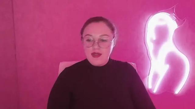Image 3 of leilaa_love Stream on Chaturbate on 17 months ago