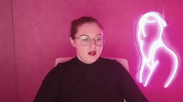 Image 7 of leilaa_love Stream on Chaturbate on 17 months ago