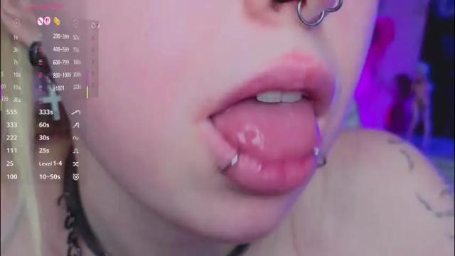 Image 4 of leiladwight Stream on Chaturbate on 2 months ago