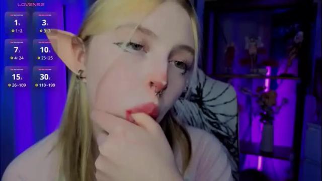 Image 6 of leiladwight Stream on Chaturbate on 14 days ago