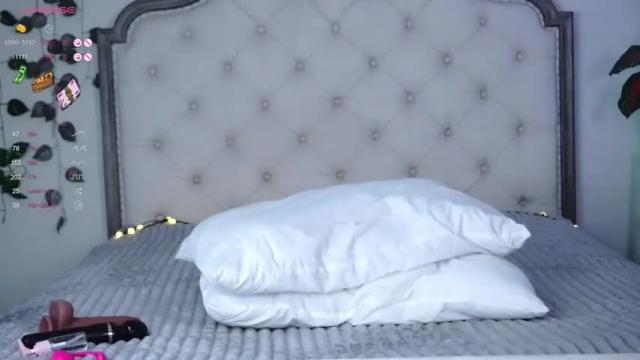 Image 4 of leilaproject Stream on Chaturbate on 14 months ago