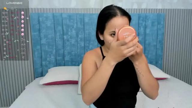 Thumbnail 1, leilasalma_'s Stream at Chaturbate, 16 months ago