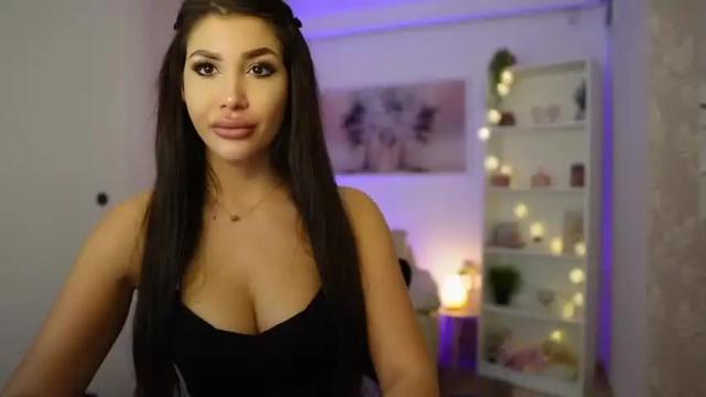 Image 8 of lela_star18 Stream on Chaturbate on 20 months ago