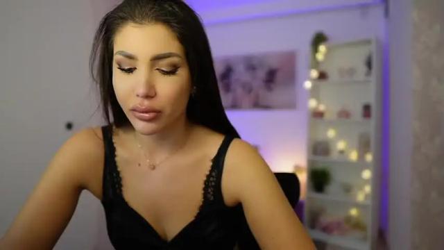 Image 4 of lela_star18 Stream on Chaturbate on 20 months ago
