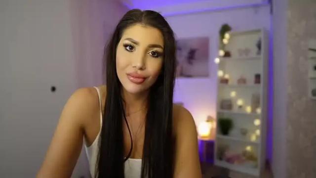 Image 4 of lela_star18 Stream on Chaturbate on 20 months ago