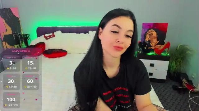 Image 2 of lellitclark Stream on Chaturbate on 2 months ago