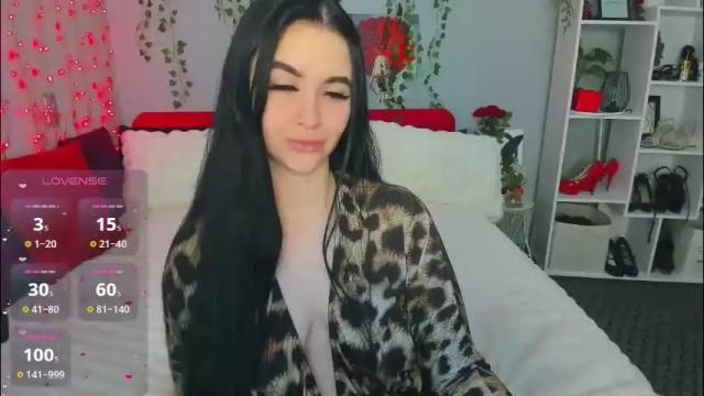 Image 10 of lellitclark Stream on Chaturbate on 1 month ago