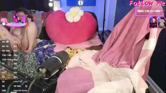 Image 8 of lemonadetarts Stream on Chaturbate on 7 months ago