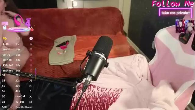 Image 2 of lemonadetarts Stream on Chaturbate on 2 months ago