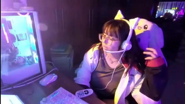 Image 6 of lemonylemon679121 Stream on Chaturbate on 21 months ago