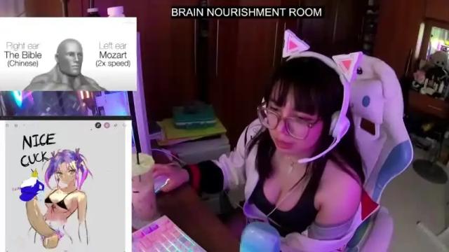 Image 4 of lemonylemon679121 Stream on Chaturbate on 21 months ago