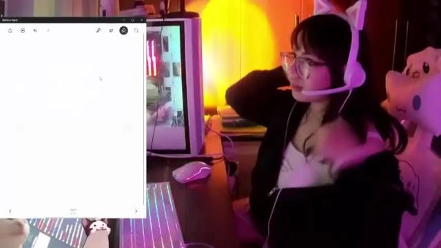 Image 10 of lemonylemon679121 Stream on Chaturbate on 21 months ago