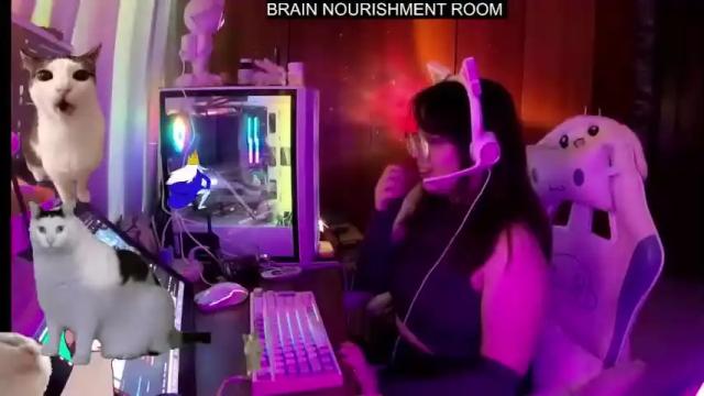 Image 2 of lemonylemon679121 Stream on Chaturbate on 20 months ago