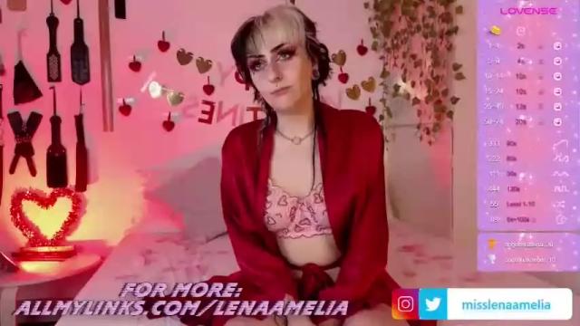 Image 12 of lena_amelia Stream on Chaturbate on 17 months ago