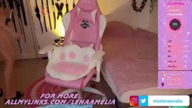 Image 11 of lena_amelia Stream on Chaturbate on 15 months ago