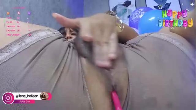 Image 2 of lena_helleen Stream on Chaturbate on 2 days ago