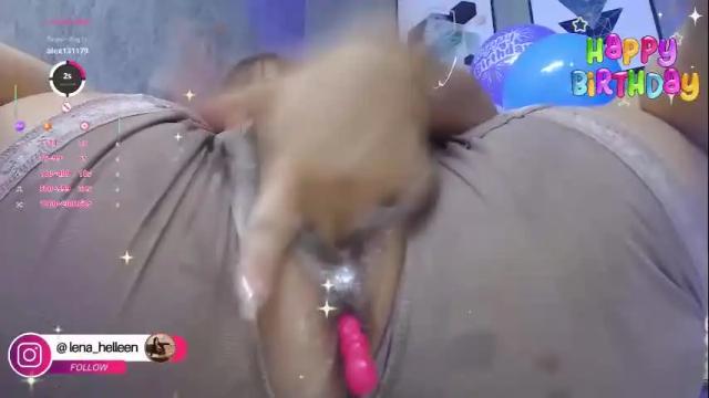 Image 4 of lena_helleen Stream on Chaturbate on 2 days ago