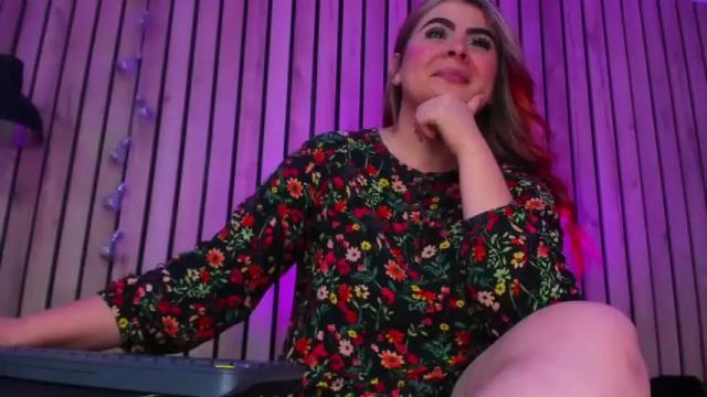 Image 4 of lena_holther Stream on Chaturbate on 17 months ago