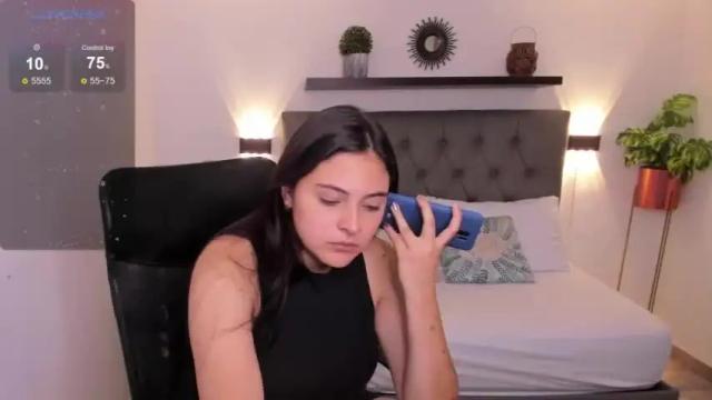 Image 2 of lena_jhons Stream on Chaturbate on 18 months ago