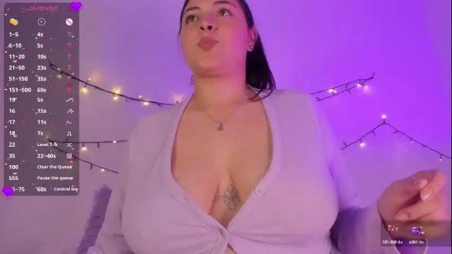 Image 2 of lena_jhons Stream on Chaturbate on 1 month ago