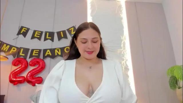 Image 11 of lena_jhons Stream on Chaturbate on 5 days ago