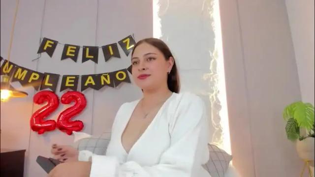 Image 8 of lena_jhons Stream on Chaturbate on 5 days ago