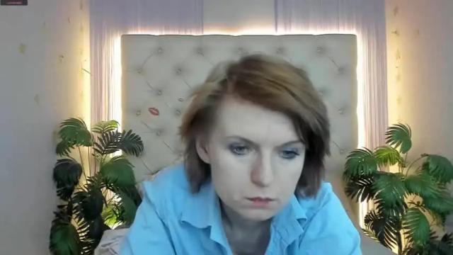 Image 11 of lena_paulles Stream on Chaturbate on 13 months ago