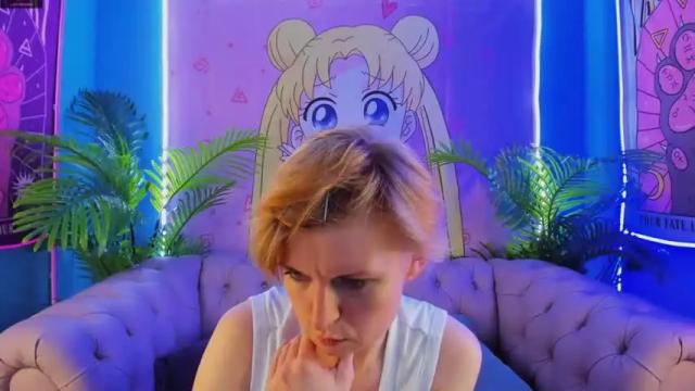 Image 12 of lena_paulles Stream on Chaturbate on 13 months ago