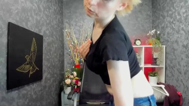 Image 8 of lena_paulles Stream on Chaturbate on 12 months ago