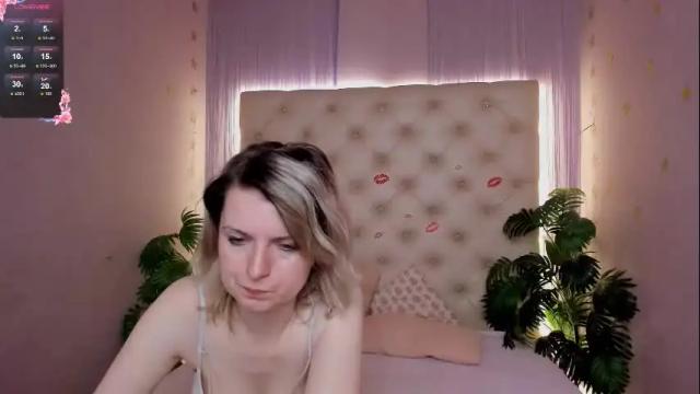 Image 10 of lena_paulles Stream on Chaturbate on 29 days ago
