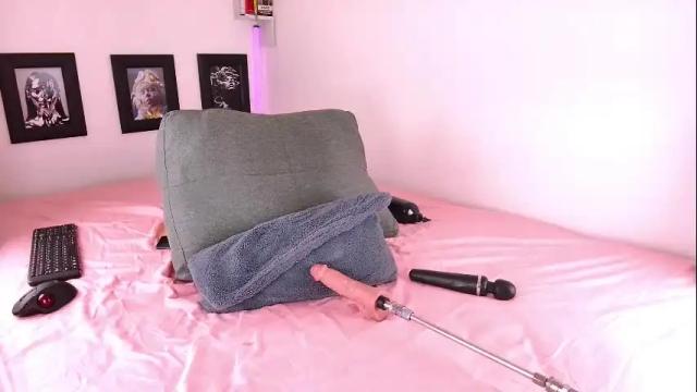 Image 3 of lenaandwilliam Stream on Chaturbate on 2 months ago