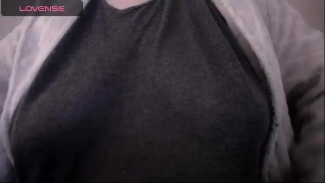 Image 7 of lenagolden Stream on Chaturbate on 1 month ago