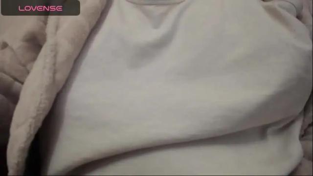 Image 4 of lenagolden Stream on Chaturbate on 1 month ago