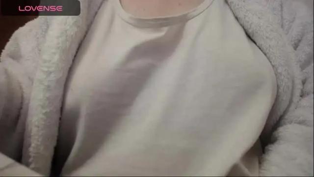 Image 3 of lenagolden Stream on Chaturbate on 25 days ago