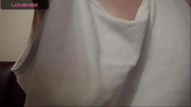 Image 4 of lenagolden Stream on Chaturbate on 5 days ago