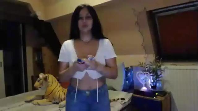 Image 10 of lenalugo1111 Stream on Chaturbate on 15 months ago