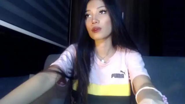 Image 10 of lenepetit_69 Stream on Chaturbate on 17 months ago