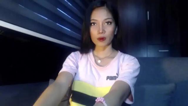 Image 4 of lenepetit_69 Stream on Chaturbate on 17 months ago