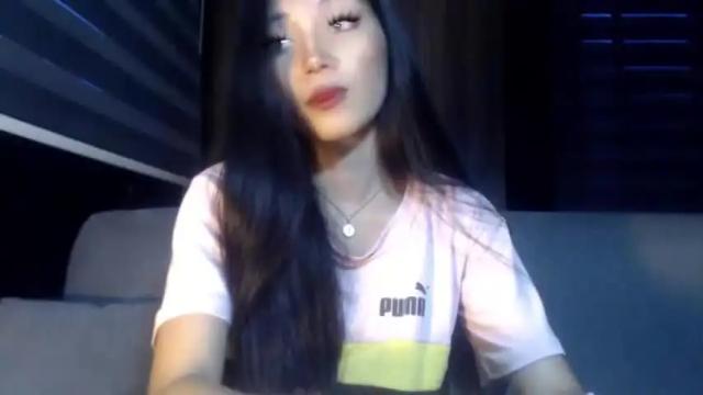 Image 7 of lenepetit_69 Stream on Chaturbate on 17 months ago