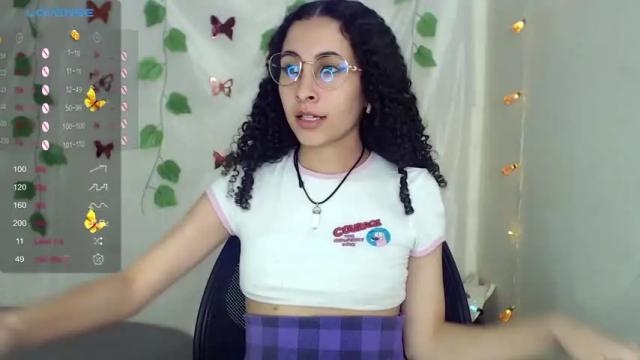 Image 11 of lenneval Stream on Chaturbate on 13 months ago