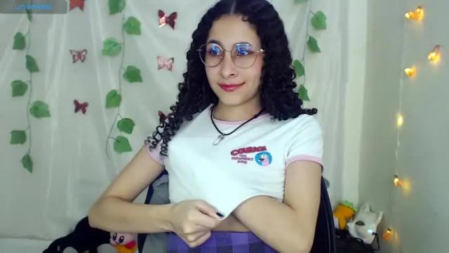 Image 4 of lenneval Stream on Chaturbate on 13 months ago
