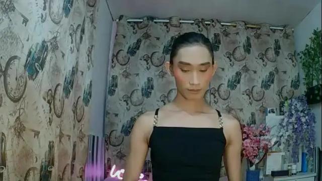 Image 2 of lennonxshit Stream on Chaturbate on 3 days ago