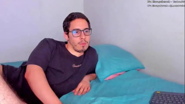 Image 11 of leoandviolet Stream on Chaturbate on 2 months ago