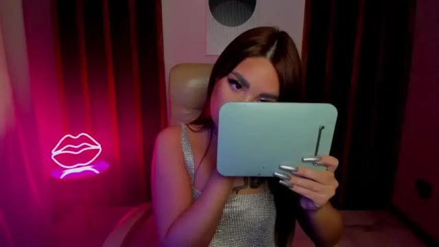 Image 11 of leonamoris Stream on Chaturbate on 15 months ago