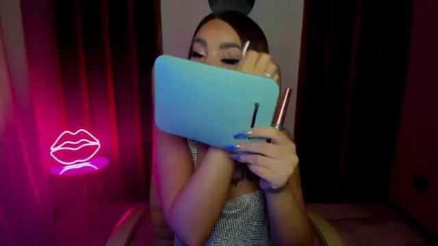 Image 2 of leonamoris Stream on Chaturbate on 15 months ago