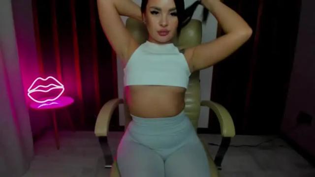 Image 3 of leonamoris Stream on Chaturbate on 15 months ago
