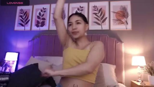 Image 6 of leonela_dh Stream on Chaturbate on 20 months ago