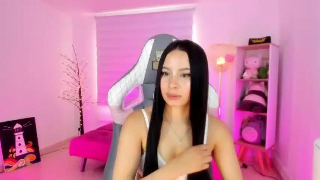 Image 4 of leonela_sam Stream on Chaturbate on 14 months ago