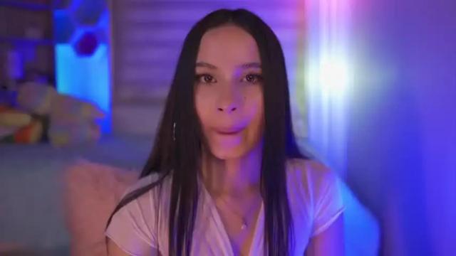 Image 4 of leonela_sam Stream on Chaturbate on 14 months ago