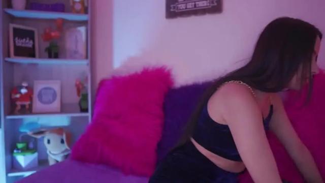Image 4 of leonela_sam Stream on Chaturbate on 14 months ago